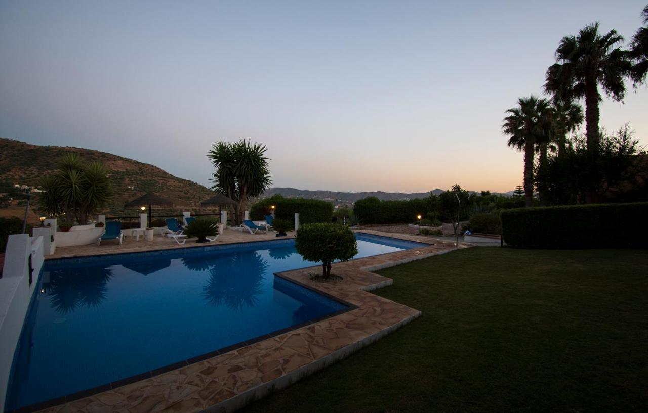 Hotel Cortijo De Salia Alcaucin Bagian luar foto