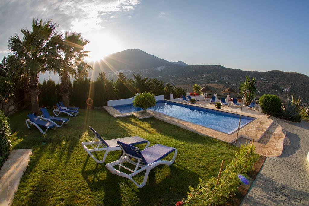 Hotel Cortijo De Salia Alcaucin Bagian luar foto