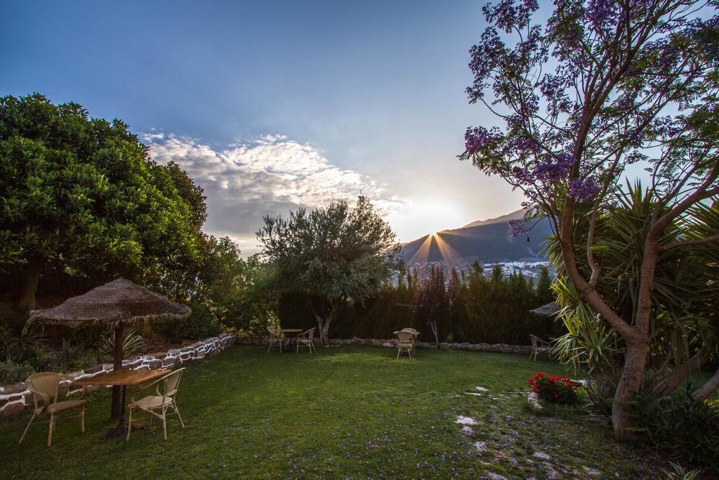 Hotel Cortijo De Salia Alcaucin Bagian luar foto