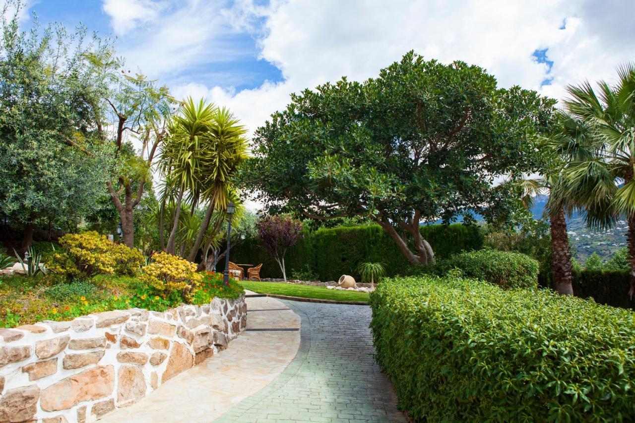 Hotel Cortijo De Salia Alcaucin Bagian luar foto