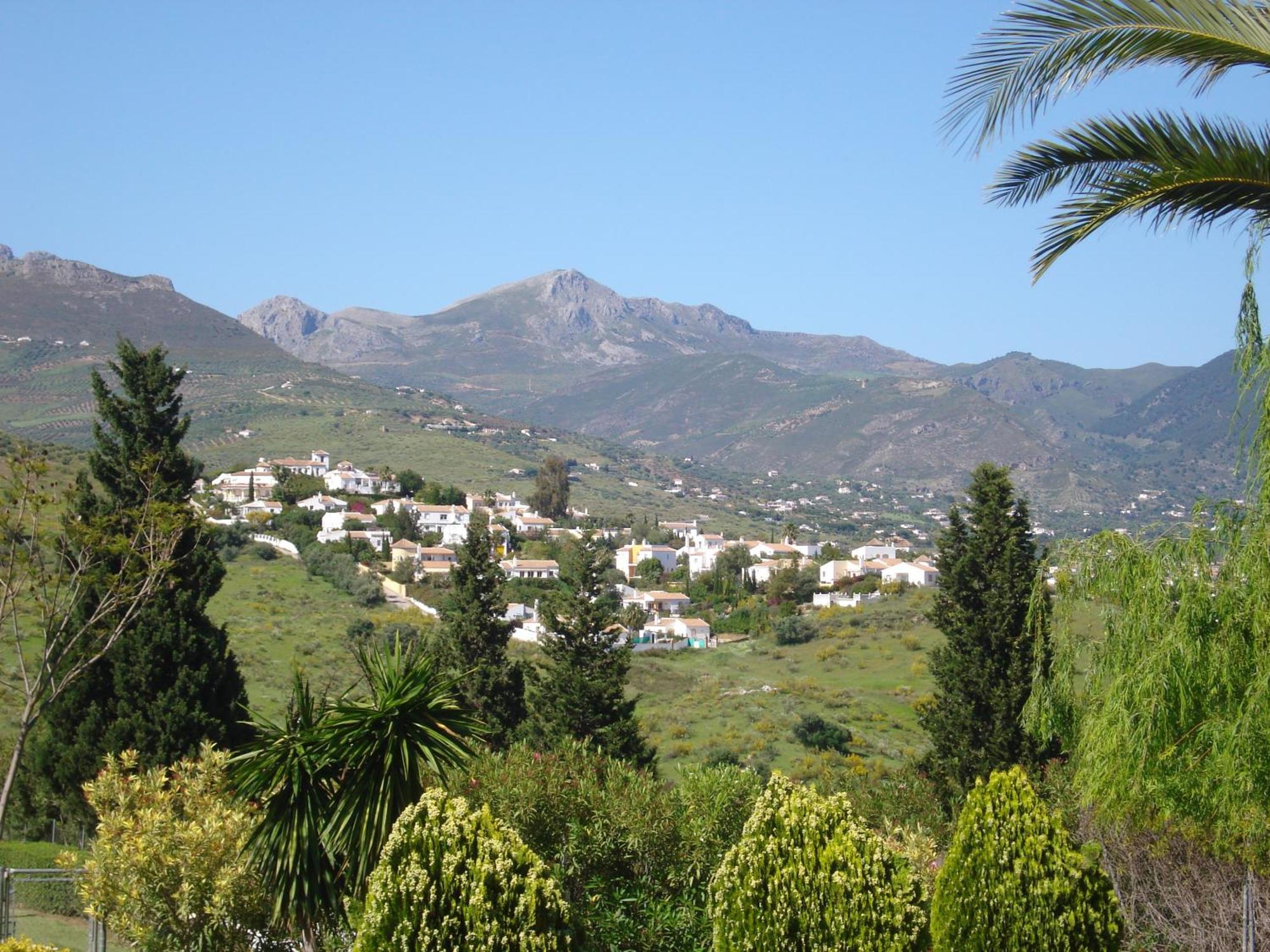 Hotel Cortijo De Salia Alcaucin Bagian luar foto