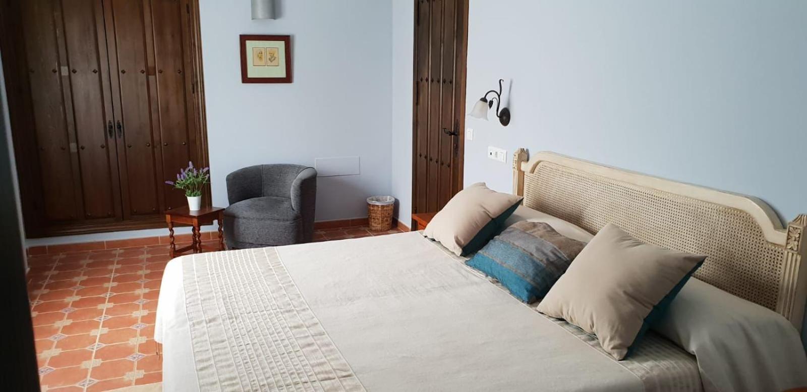 Hotel Cortijo De Salia Alcaucin Ruang foto
