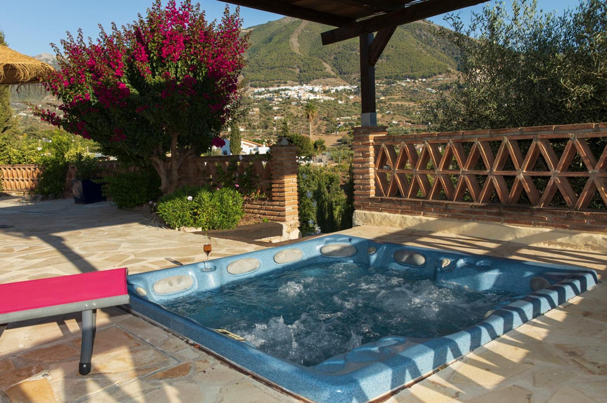 Hotel Cortijo De Salia Alcaucin Ruang foto