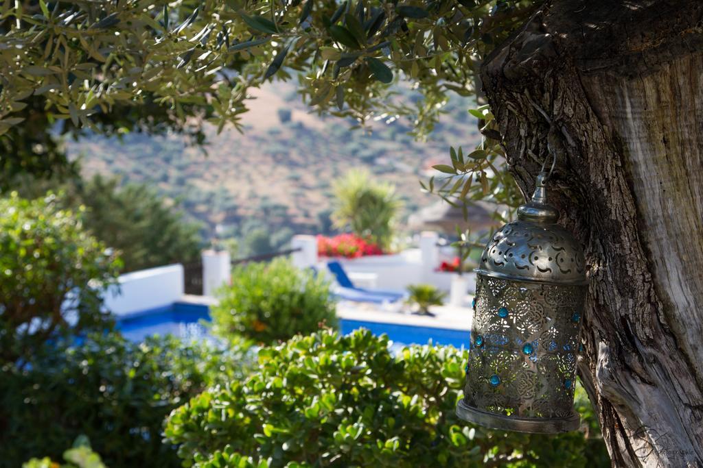 Hotel Cortijo De Salia Alcaucin Bagian luar foto