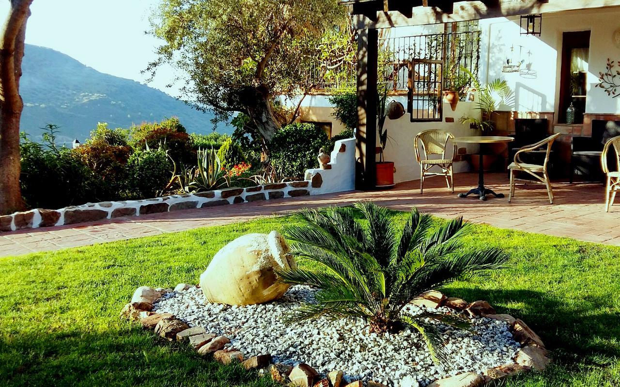 Hotel Cortijo De Salia Alcaucin Bagian luar foto