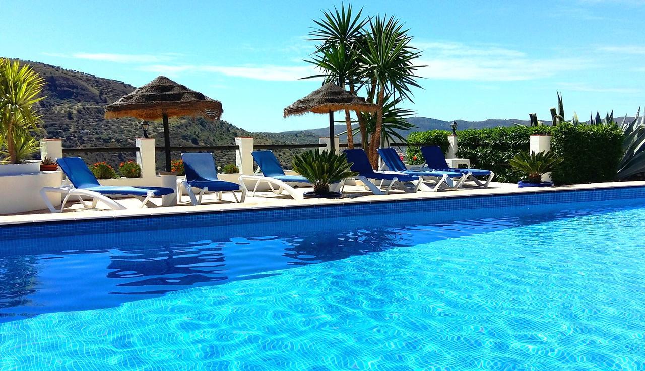 Hotel Cortijo De Salia Alcaucin Bagian luar foto