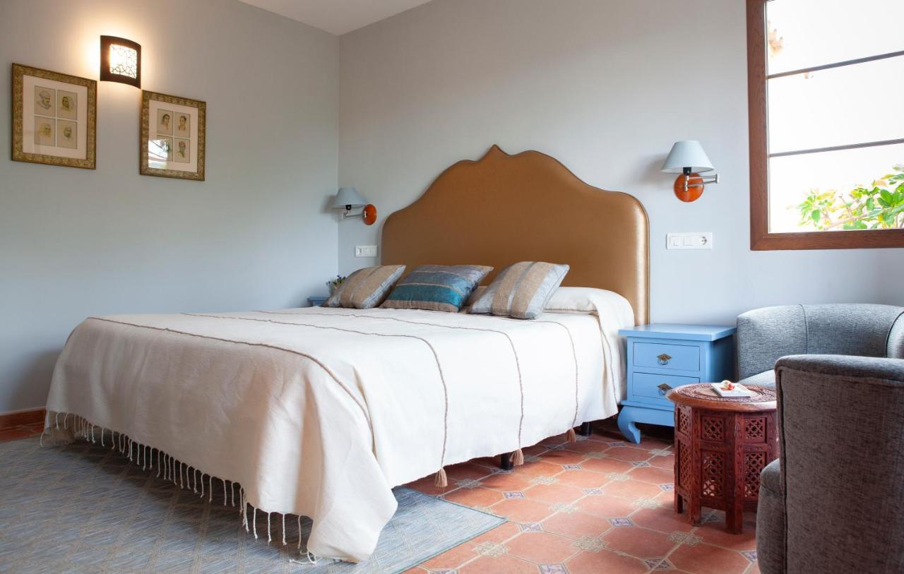 Hotel Cortijo De Salia Alcaucin Bagian luar foto