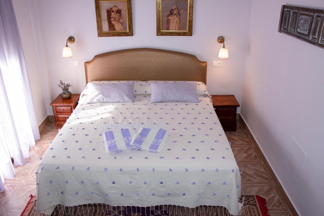 Hotel Cortijo De Salia Alcaucin Bagian luar foto