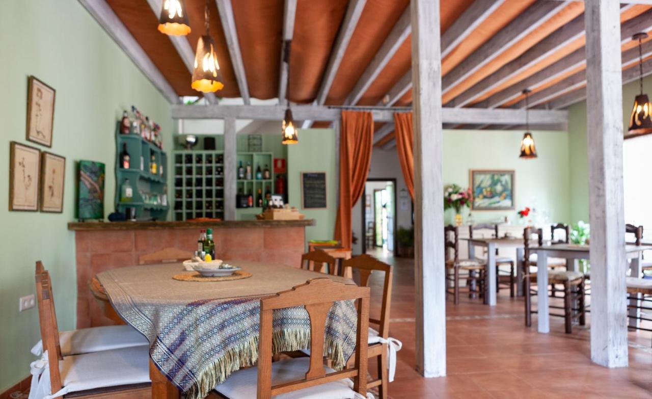 Hotel Cortijo De Salia Alcaucin Bagian luar foto